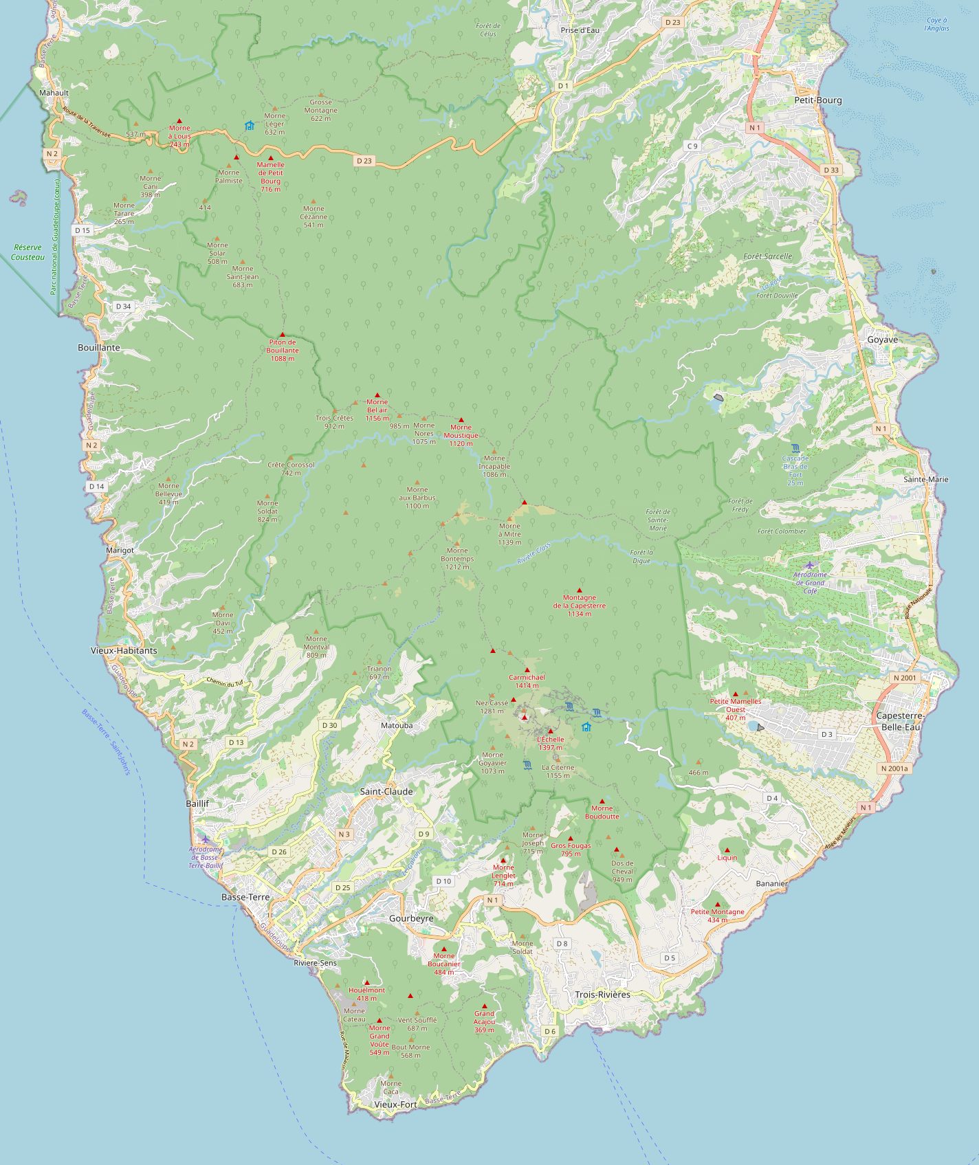 Carte de la Basse-Terre (Guadeloupe) : le parcours forme une boucle fermée le long du littoral, de Capesterre-Belle-Eau à Petit-Bourg, puis par la Route de la Traversée jusqu'à Mahaut, la Côte-sous-le-Vent jusqu'à Basse-Terre, Vieux-Fort et Trois-Rivières avant le retour au point de départ.